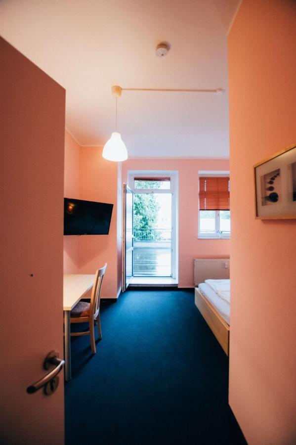 Hotel My Bed Дрезден Экстерьер фото
